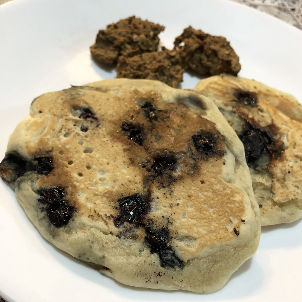 vegan blueberry pancakes