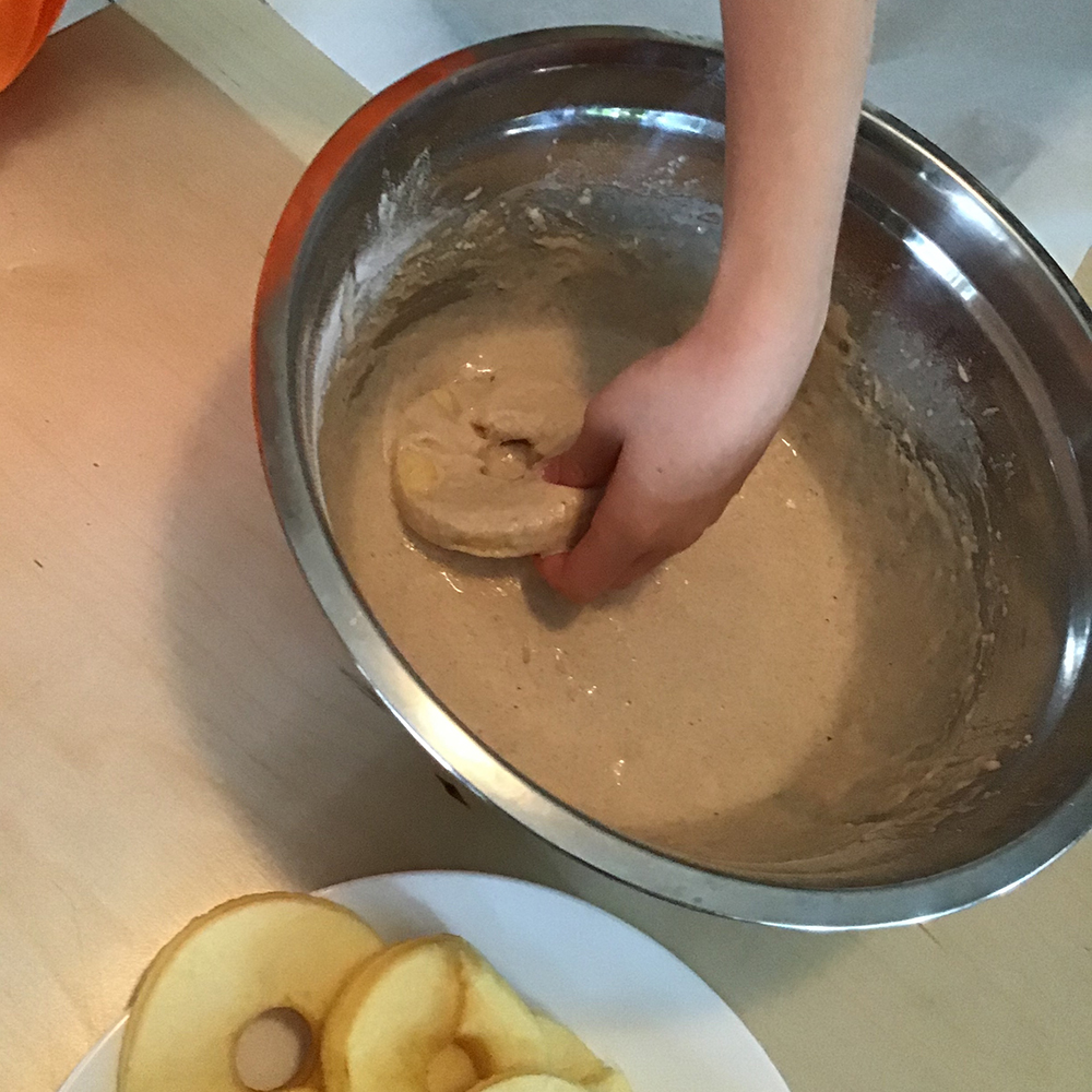 dipping tghe apple slices