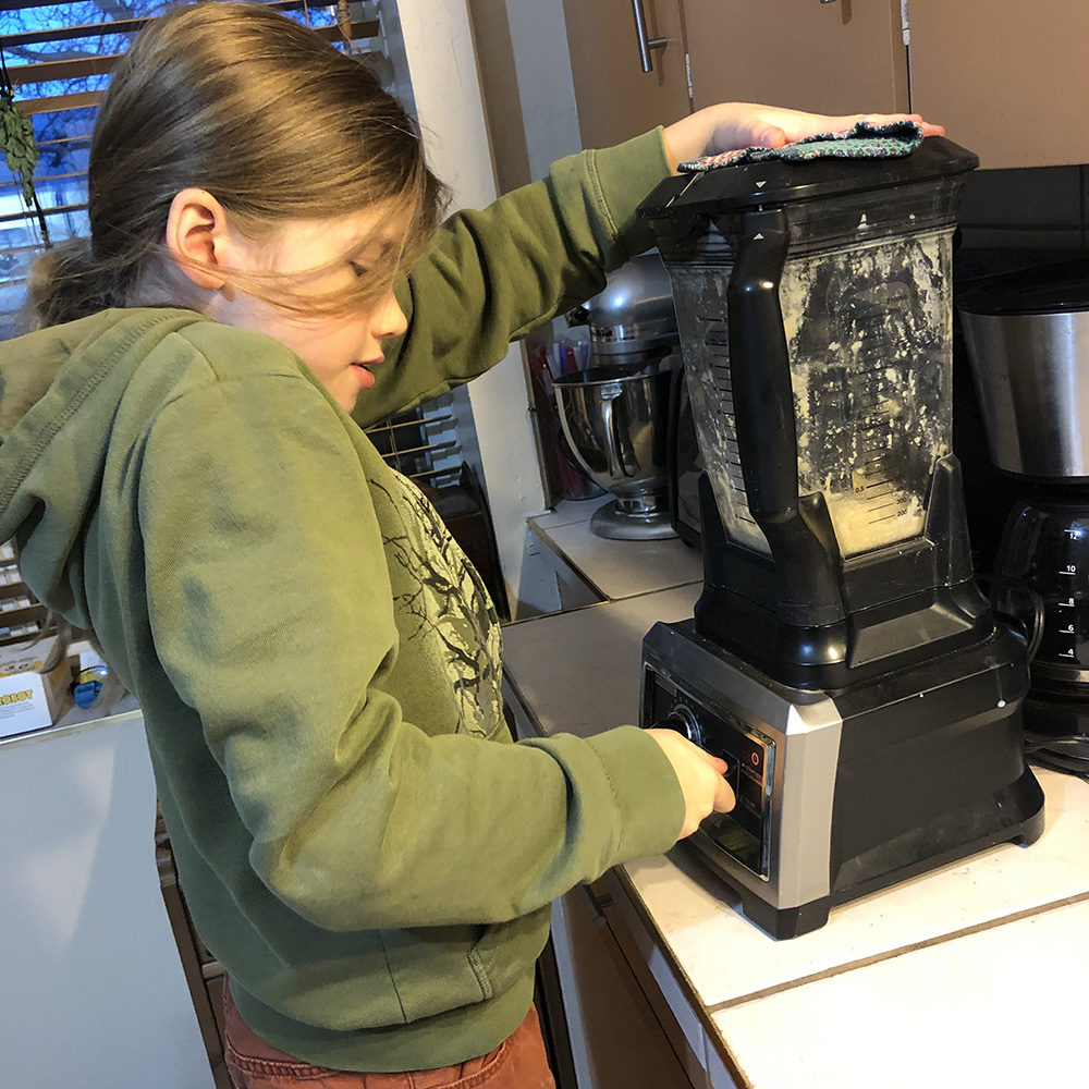 making the filling in the blender